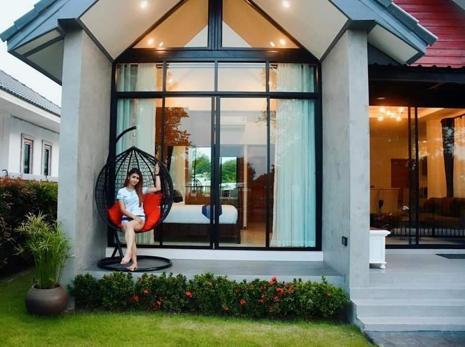 Baan Dalah Pool Villa Buriram Exterior photo