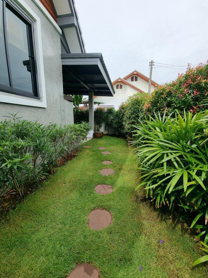 Baan Dalah Pool Villa Buriram Exterior photo